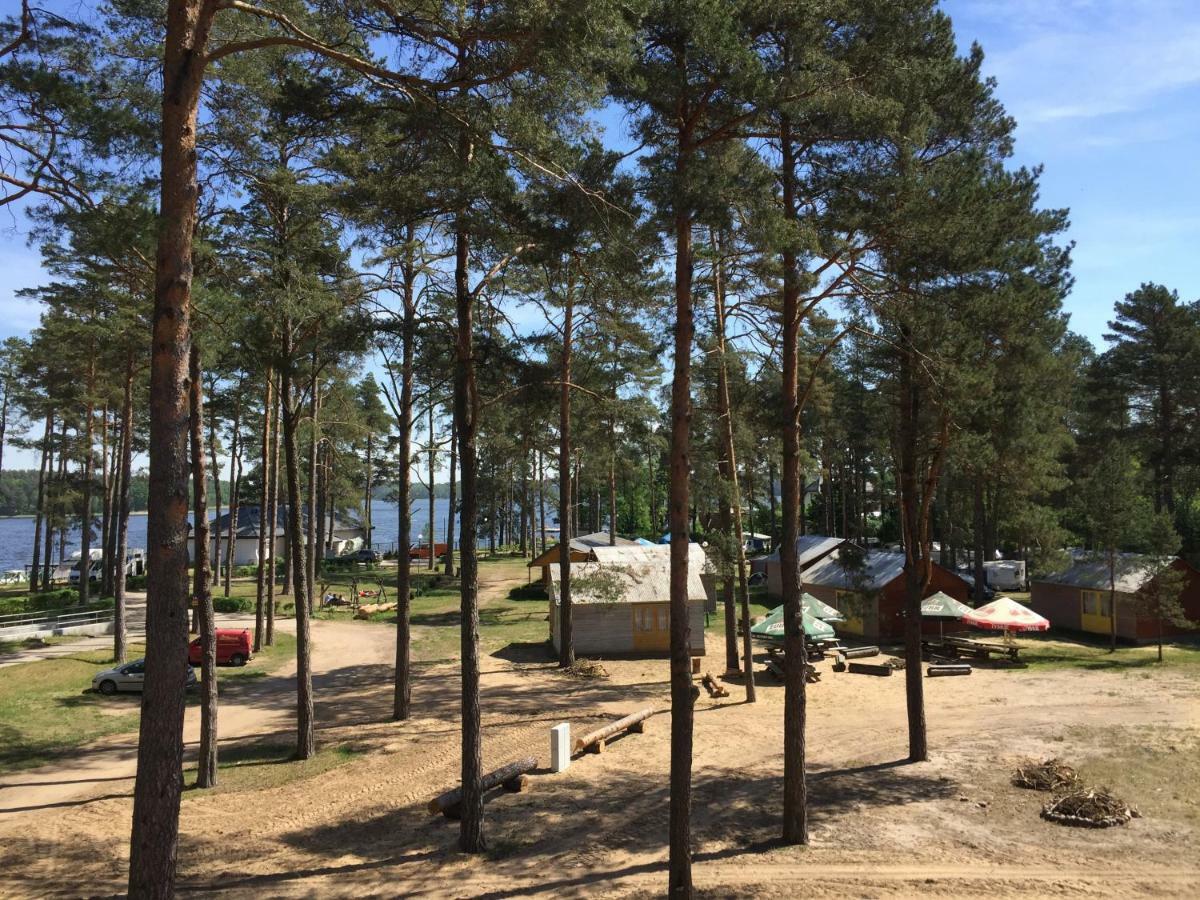 Apartamenty Nad Jeziorem -Zefir アウグストゥフ エクステリア 写真