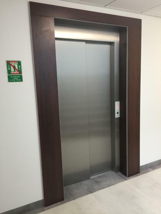 Apartamenty Nad Jeziorem -Zefir アウグストゥフ エクステリア 写真