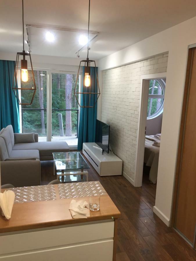Apartamenty Nad Jeziorem -Zefir アウグストゥフ エクステリア 写真