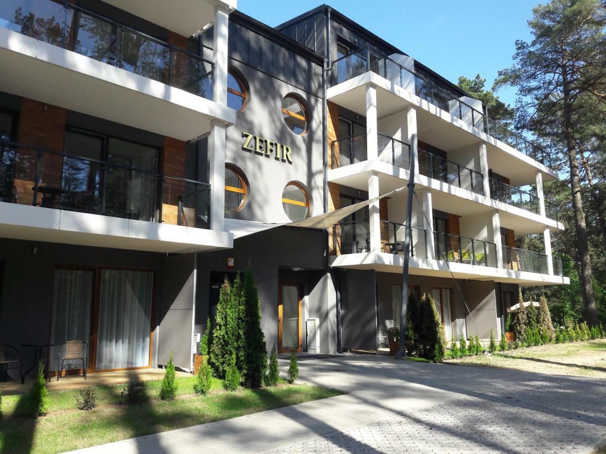 Apartamenty Nad Jeziorem -Zefir アウグストゥフ エクステリア 写真